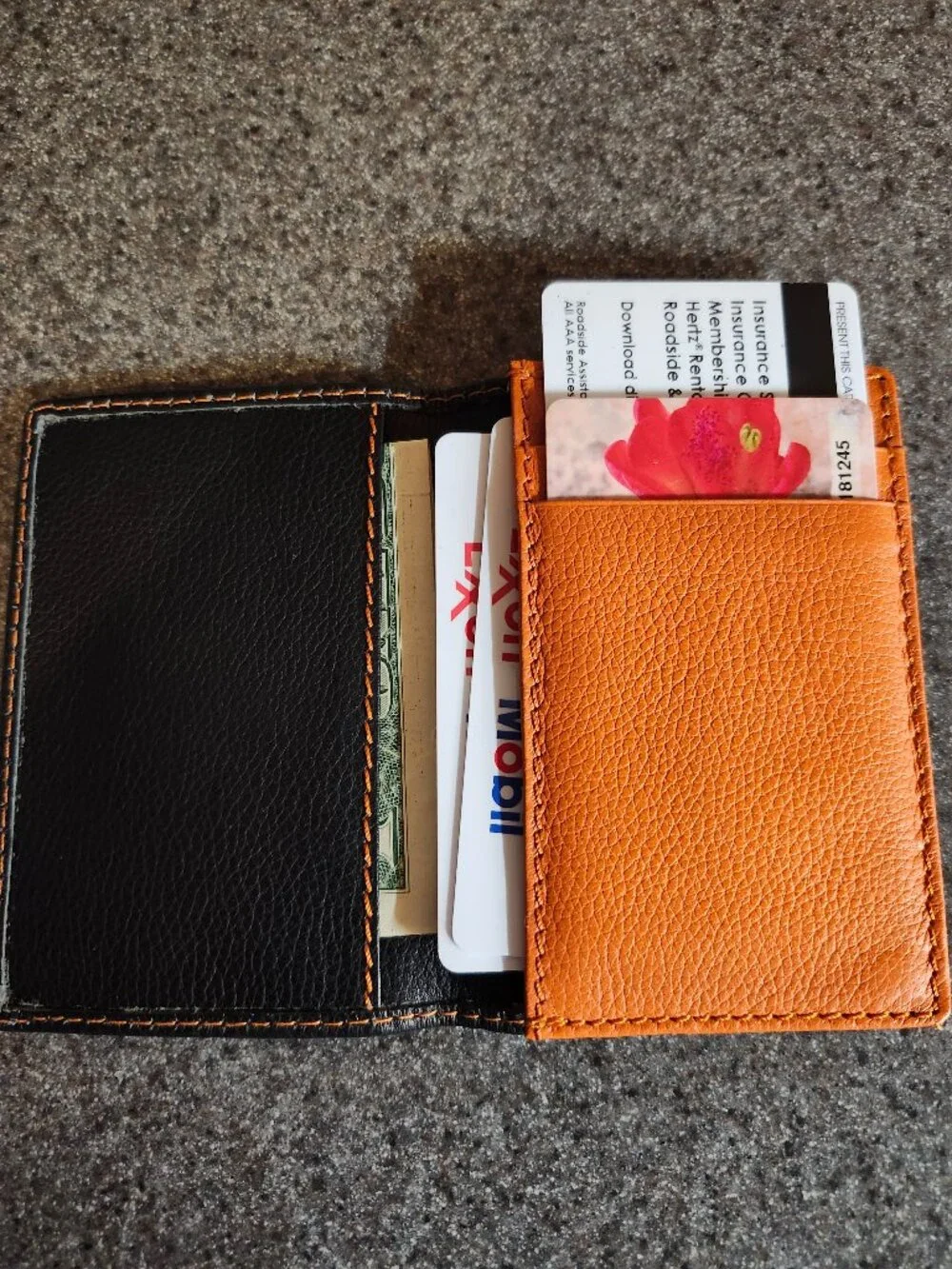 UBS Men's Leather Bifold Credit Card Wallet